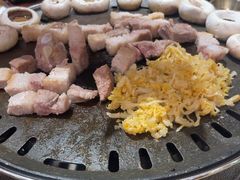 -青瓦餐厅·生鱼片·韩园烤肉(西塔店)
