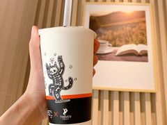 黑糖珍珠鲜奶-85度C(生甜甜圈研究工坊·上海局门店)