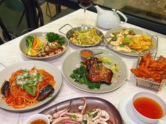 -théATRE茶聚场·餐厅(环球金融中心店)