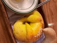 餐前开胃面包-1981牛排西餐厅(海信店)