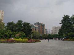 -英雄广场