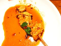 茶缸肚-小核桃品质串店(世茂大道店)