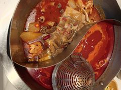 -左庭右院鲜牛肉火锅(金山万达店)