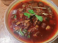 -老滇山寨•云南特色菜•地方菜•民族风情歌舞表演(金碧店)