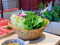 -牛村来人潮汕牛肉火锅(西单店)