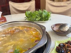 -乙丙丁正宗昭通天麻火腿鸡(总店)