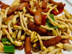 -年辉渔村·非遗传承餐厅(新丰江店)