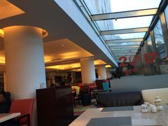 -亮马河饭店翠雅咖啡厅