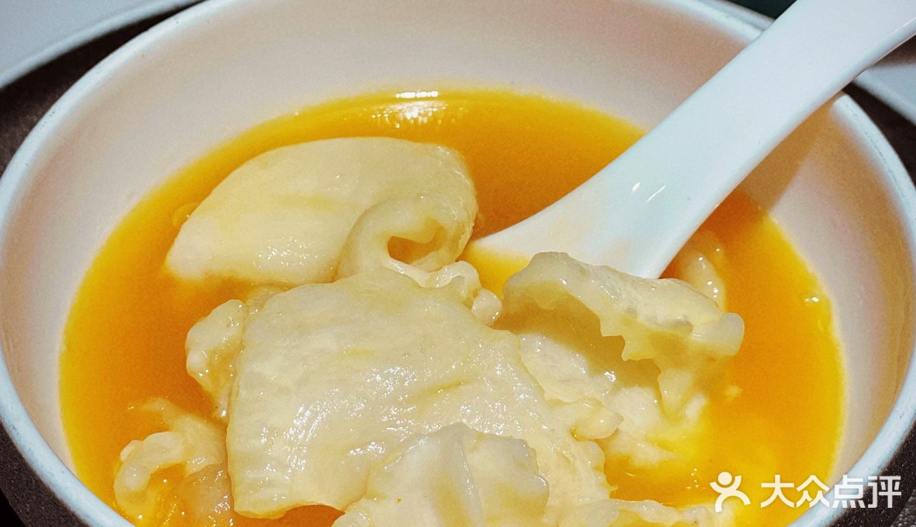 北京路丰盛足料秋日金汤花胶鸡火锅