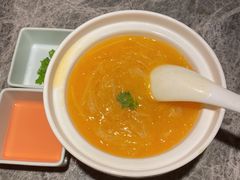 酸辣鱼翅-悦秀·高级粤菜