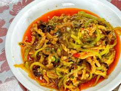 鱼香肉丝-曾氏肥肠馆(凯瑞雅居店)