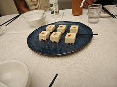 -品海楼·大连海胆锅贴馆(东港店)