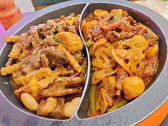 -多嘴超级肉蟹煲(中东店)