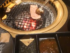 -山川小町·极番烧肉(新地假日广场店)