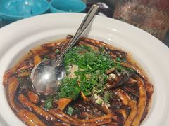 -荷塘秋月·本帮江浙菜(国权路店)