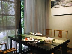 靠窗位-箱美术馆私房菜(水晶郦城店)