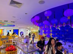 -m豆巧克力世界(上海世茂广场店)