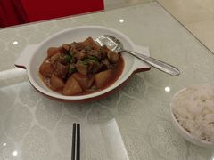 萝卜烧牛腩-博雅渔港·融合菜(维也纳国际大酒店)