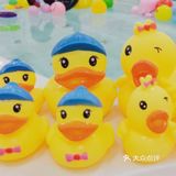让宝宝爱上游泳！