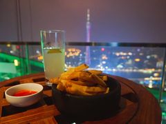 -广州柏悦酒店·悦吧·顶楼露天酒吧