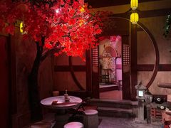 -暴风岛沉浸式体验馆(百联世纪店)
