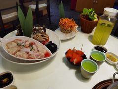 -洪氏嗨捞·猪肚鸡火锅(阳光天地店)