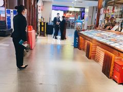-宝燕海货工场(长江国际店)