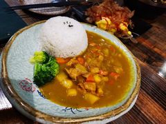 咖喱饭-花食间餐吧(远大购物中心群力店)