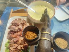 -乔家小院•非遗驴肉•本地小海鲜(滨河路店)