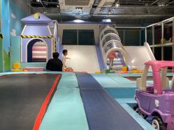 -利奥梦幻主题乐园(爱琴海购物公园店)