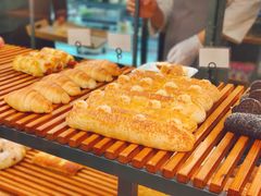 -焙丽拾光(麦凯乐直营店)