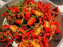 -巴厘龙虾·榜首油焖大虾(音乐学院·沿江酒馆店)