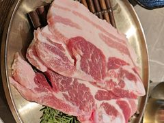 -草家酱蟹炭火烤肉店(珲春南路一店)