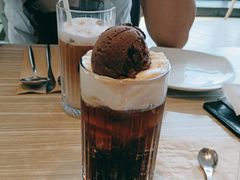 -必胜客(证大大拇指店)