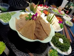 -渝里重庆火锅(航天城店)
