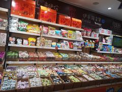零售区-来伊份(马群新街二店)