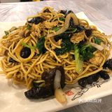 今天朋友来，就一起去店里吃了