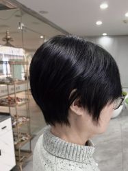 -镁连社·美联社