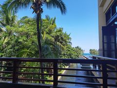 -亚龙湾喜来登·美景台大堂吧