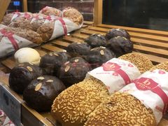 -BROAD面包路·欧式面包(龙湖时代C馆店)