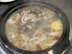 -野迹·石橄榄鸡·烧烤(新洲店)