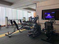 -珠海拱北口岸希尔顿欢朋酒店