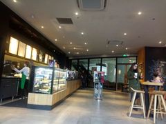 -星巴克臻选(莘庄仲盛店)