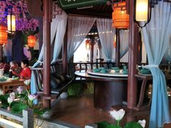 -荷塘秋月·本帮江浙菜(国权路店)