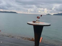 -Sunset Bar(丹绒亚路香格里拉店)