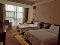 -兴芮温泉度假区