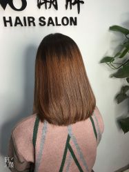 -V8潮牌·接发烫染连锁