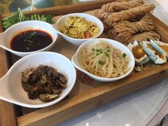 烙馍四宝拼-解家河南菜(商鼎路店)