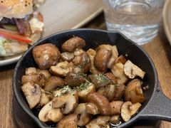 蒜香橄榄油炙烤小蘑菇-G+KITCHEN(龙湖狮山天街店)