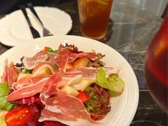 -LESCEDARS Brasserie Bistro香柏树